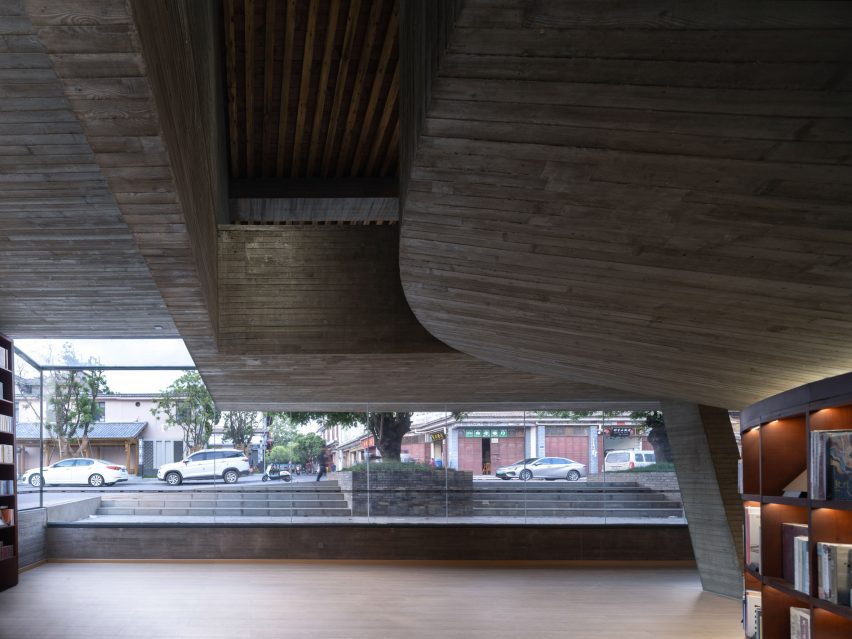 Weishan Chongzheng Academy Bookstore by Trace Architecture Office