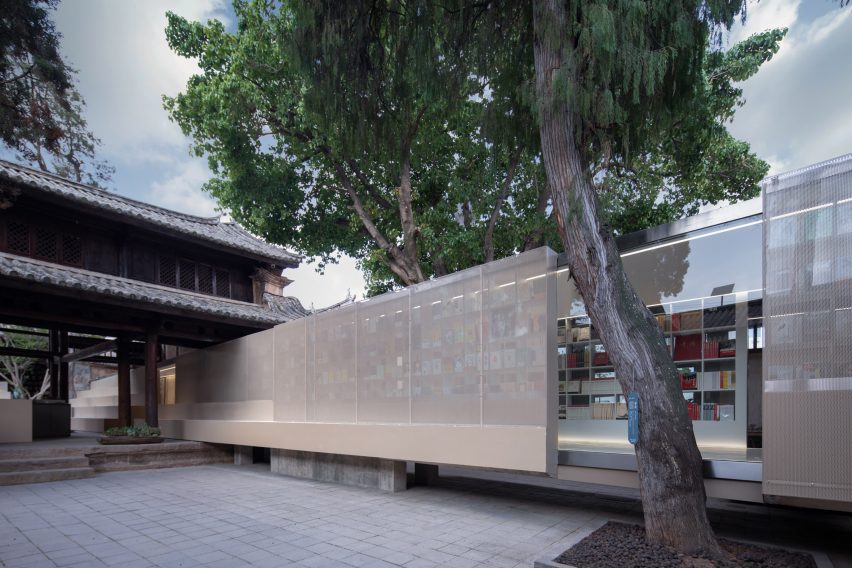 Weishan Chongzheng Academy Bookstore by Trace Architecture Office