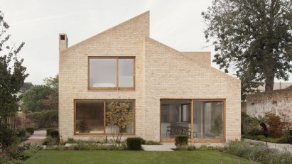 Brick house with vaulted roofs
