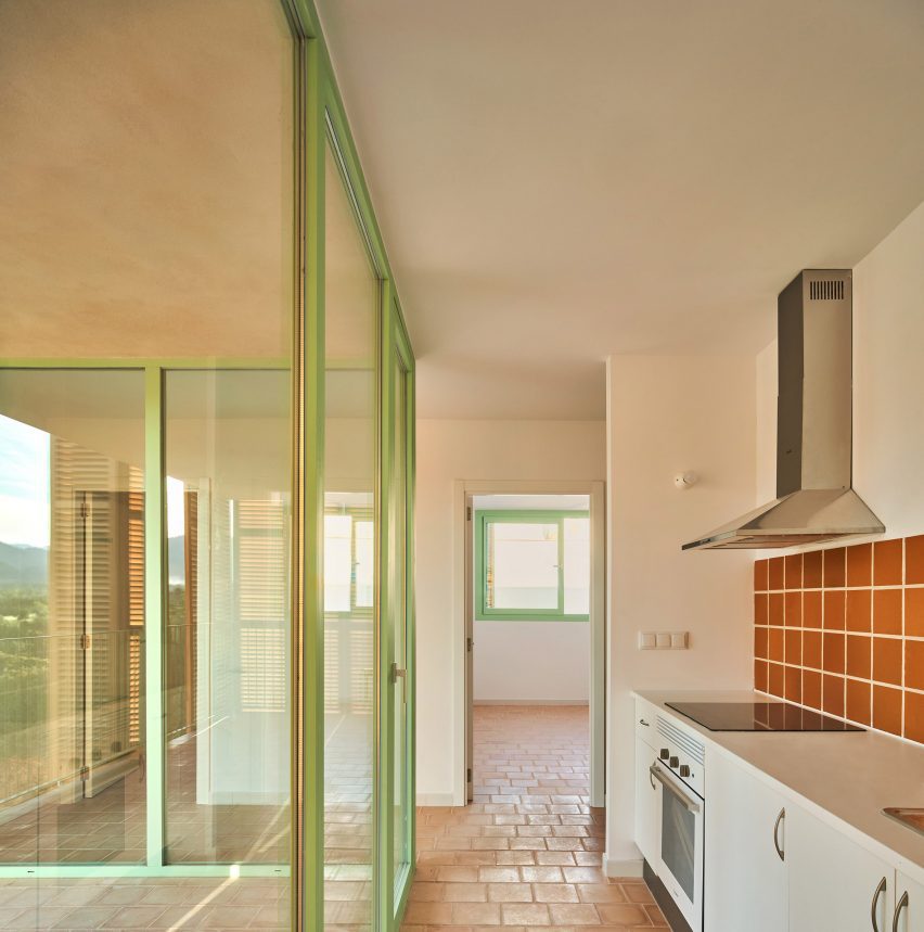 54 social housing units in Inca by Joan J Fortuny and Alventosa Morell Arquitectes