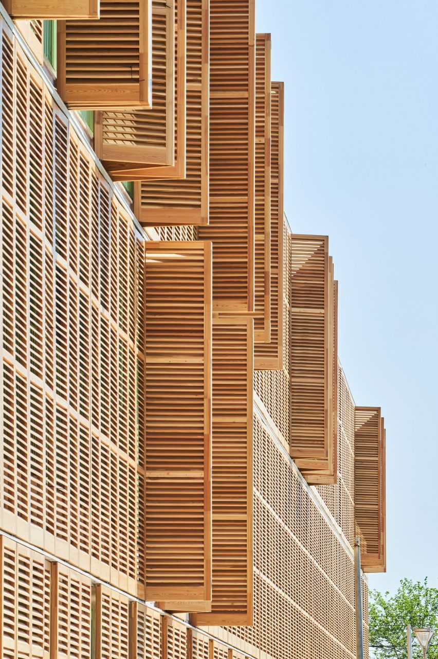 54 social housing units in Inca by Joan J Fortuny and Alventosa Morell Arquitectes
