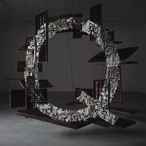 Photo of installation in the shape of the letter 'Q' by Dan Tobin Smith Studio