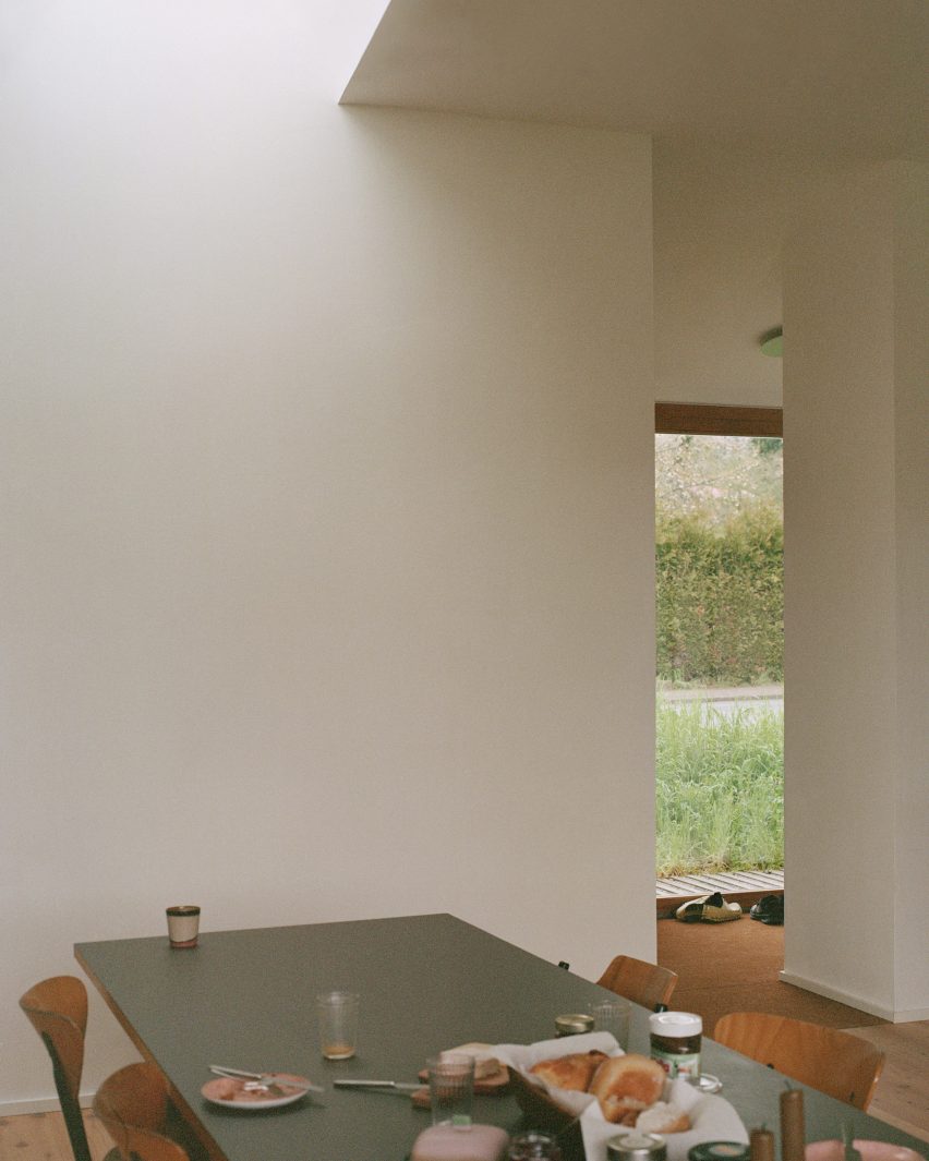 Bliesgau House by Roman Morschett