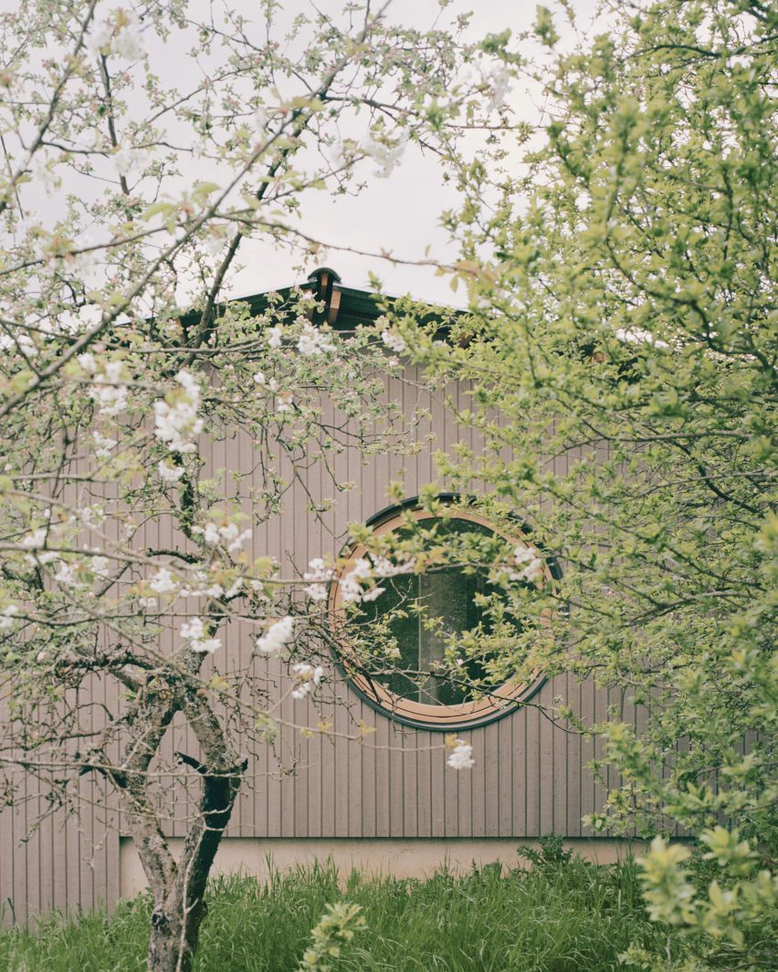 Bliesgau House by Roman Morschett