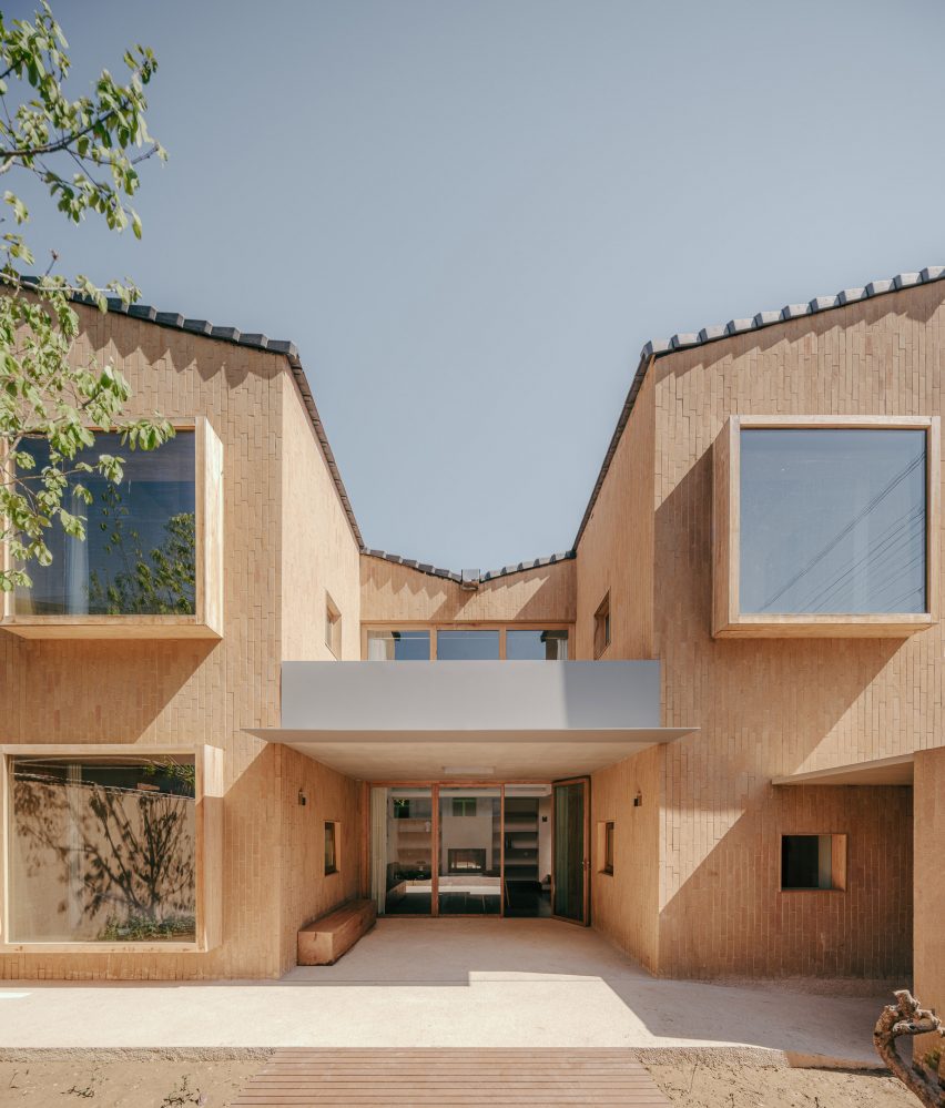 Mother's House by CPlus Architects