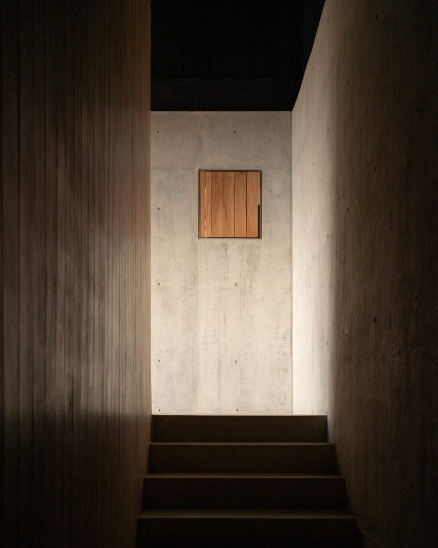 Concrete starwell