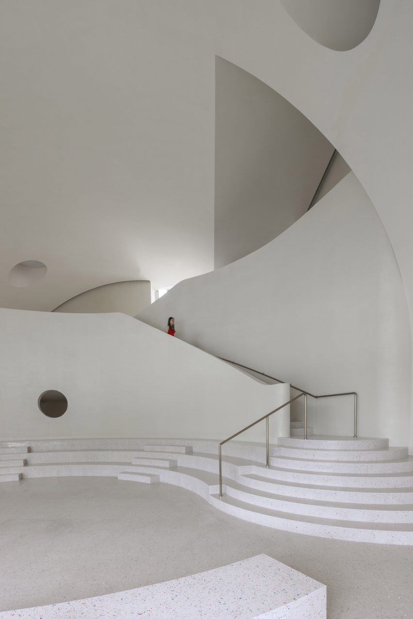 Flickering Peak by Wutopia Lab