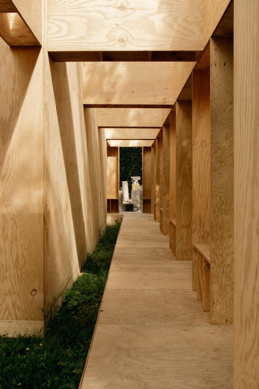 Forum des Vestiges colonnade by Pratique and Fanum