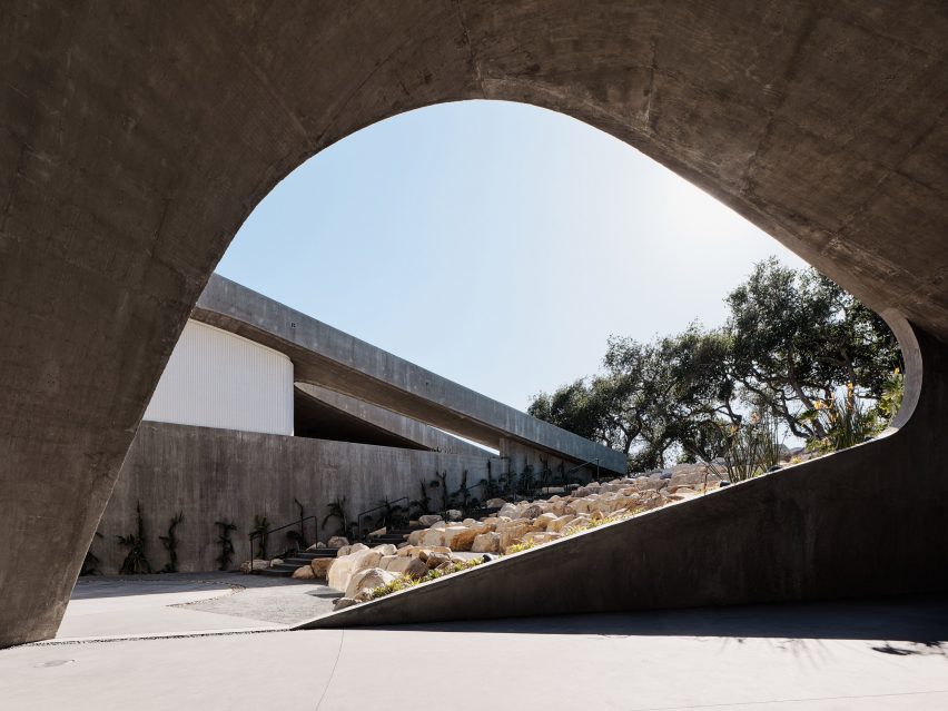 Curved arched building