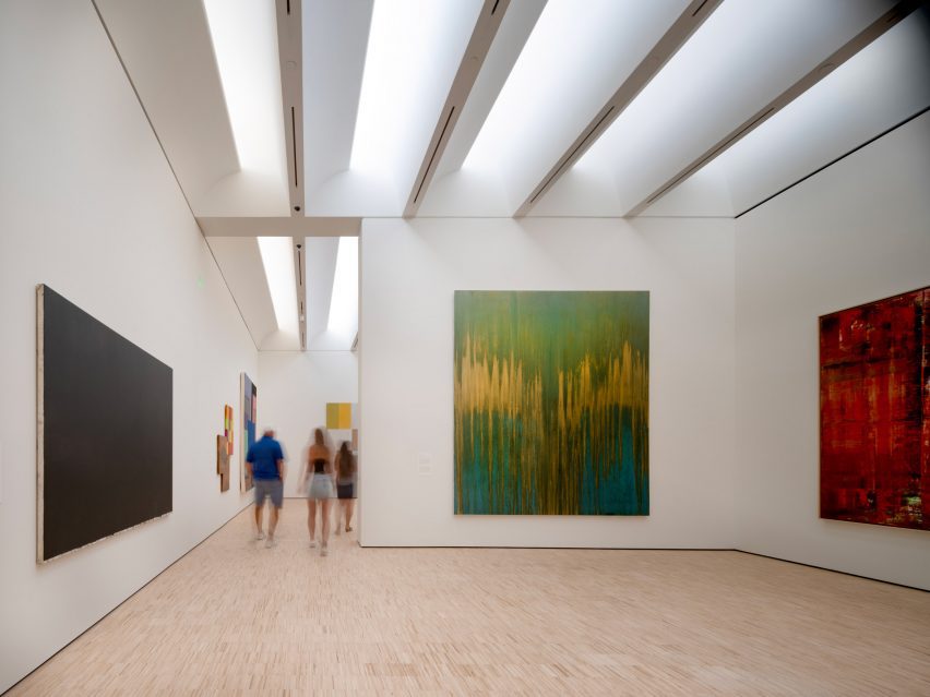 Art museum gallery