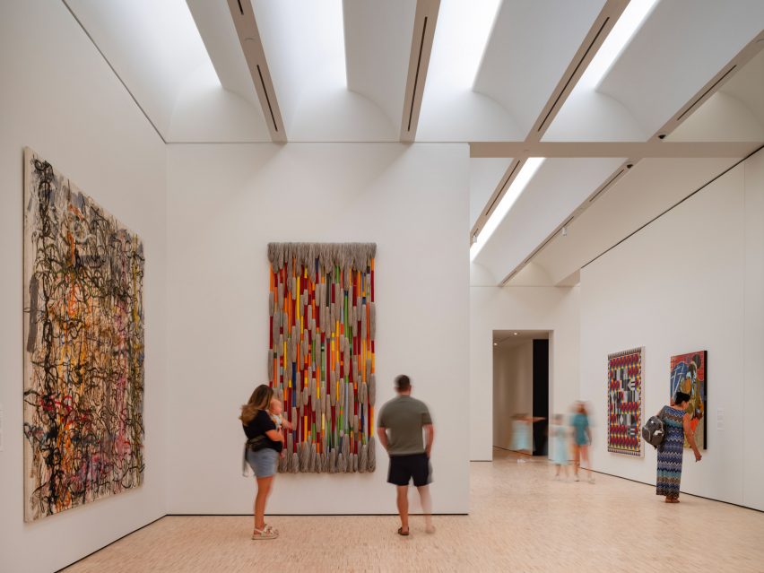 Art museum gallery
