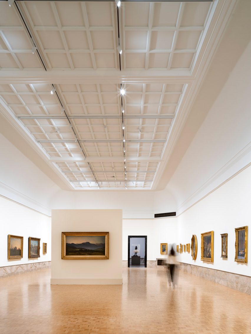 Art museum gallery