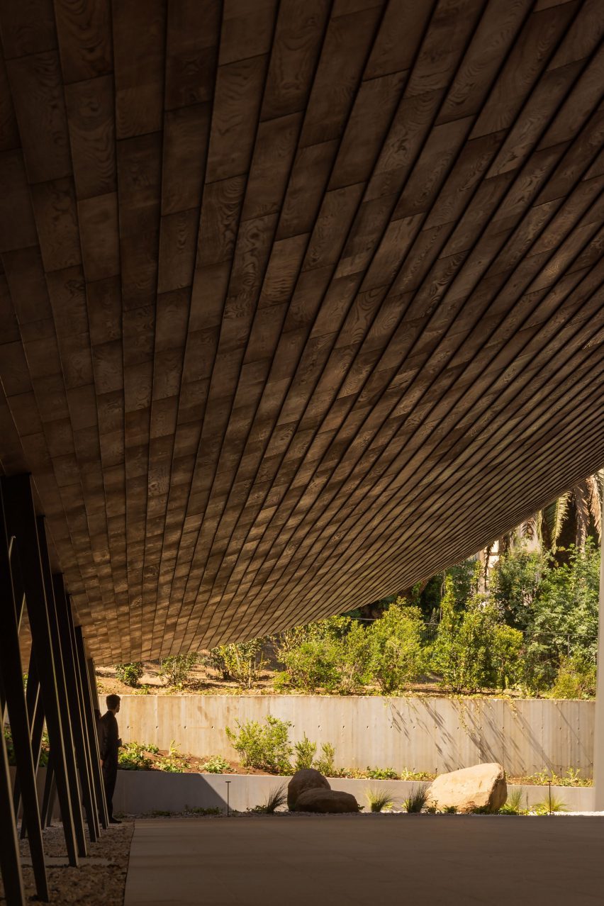 Centro de Arte Moderna Gulbenkian by Kengo Kuma
