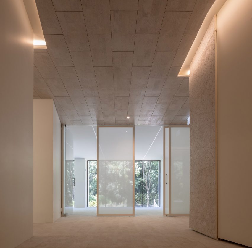 Centro de Arte Moderna Gulbenkian by Kengo Kuma