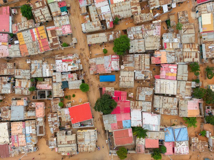 Luanda Waterpoints by Paulo Moreira