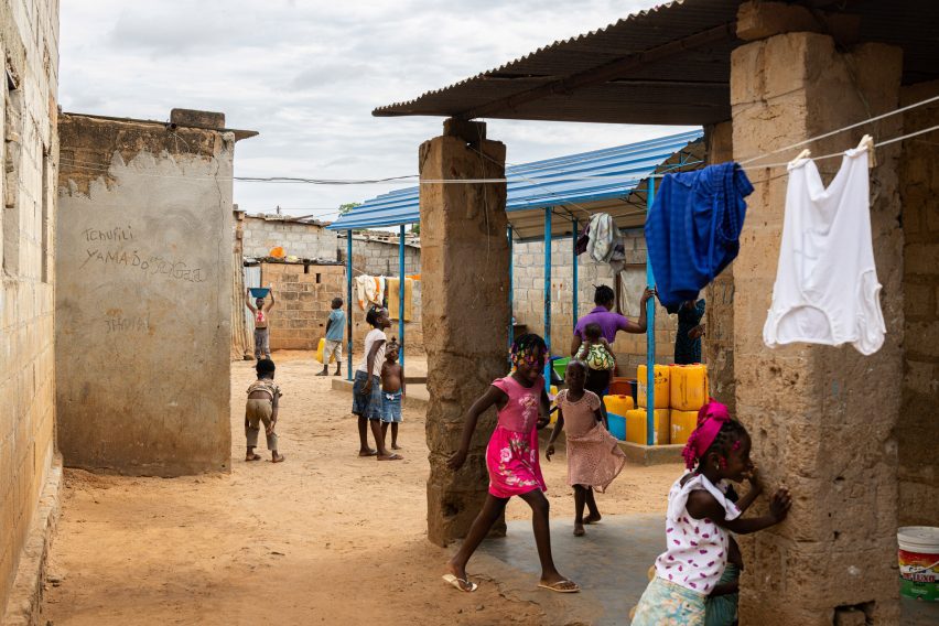 Luanda Waterpoints by Paulo Moreira