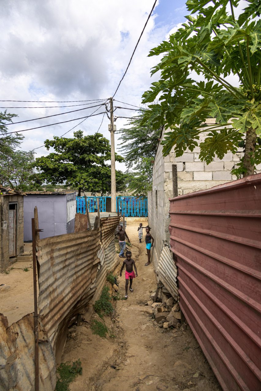 Luanda Waterpoints by Paulo Moreira