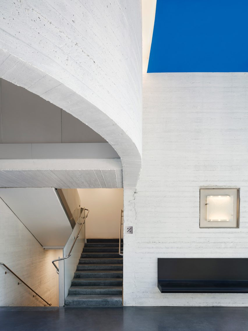 Meander by Steven Holl Architects
