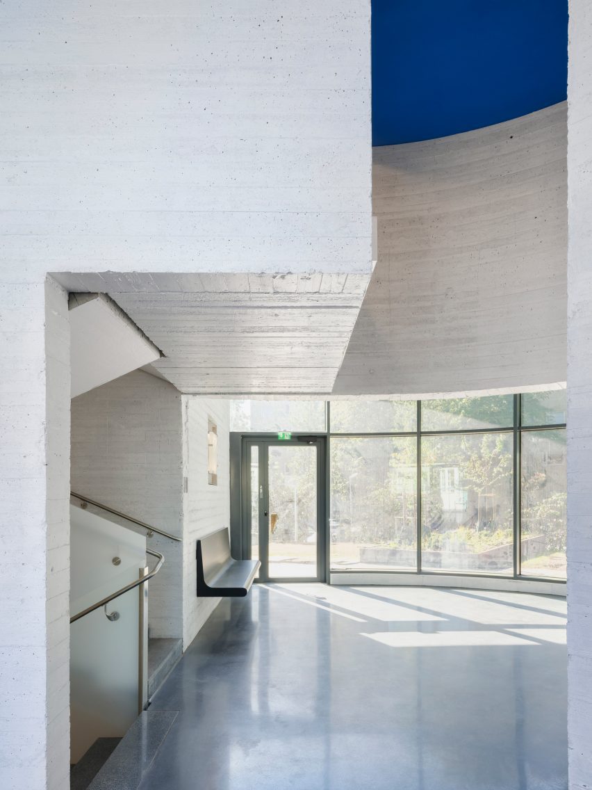 Meander by Steven Holl Architects