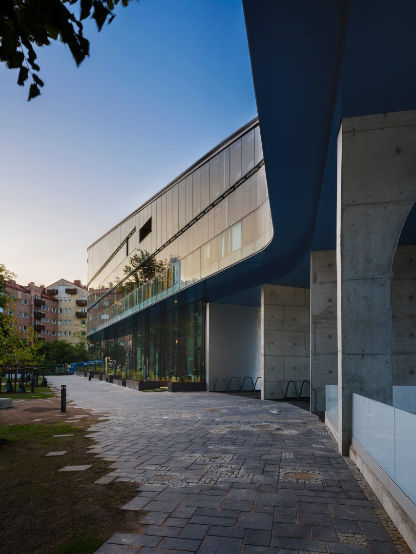 Meander by Steven Holl Architects