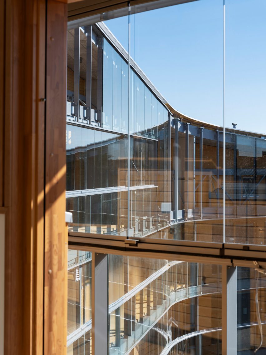 Meander by Steven Holl Architects