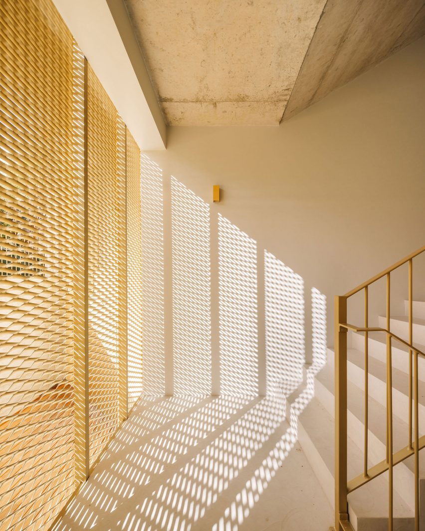 Portuguese housing block by Bureau des Mésarchitecture