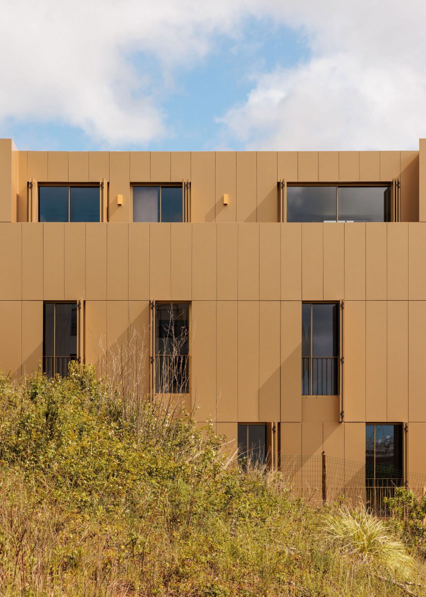Portuguese housing block by Bureau des Mésarchitecture
