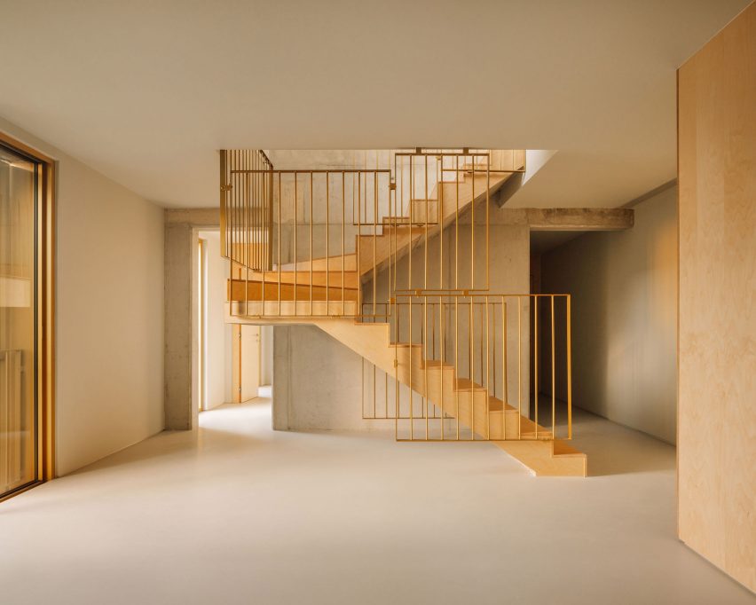 Portuguese housing block by Bureau des Mésarchitecture