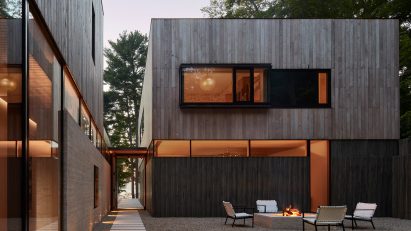 Meadow Lane Retreat by Wheeler Kearns Architects