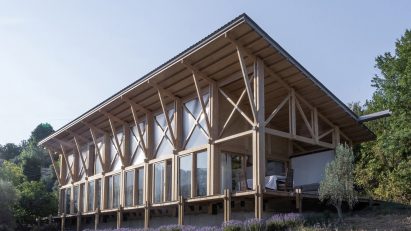 Two Face House by SO?