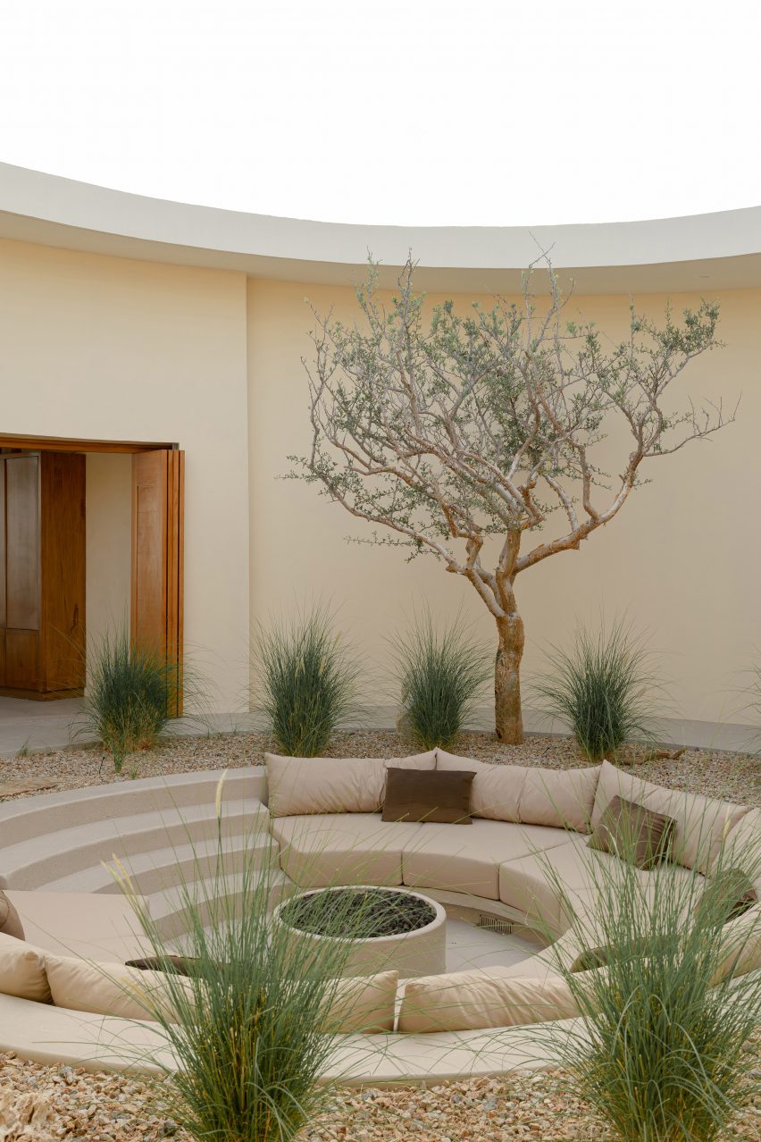 Casa Suna by YDR Studio