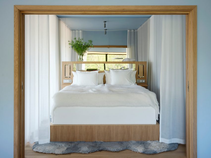 Himmel suite at Arken, at the Eriksberg Hotel and Nature Reserve, by Bernadotte & Kylberg