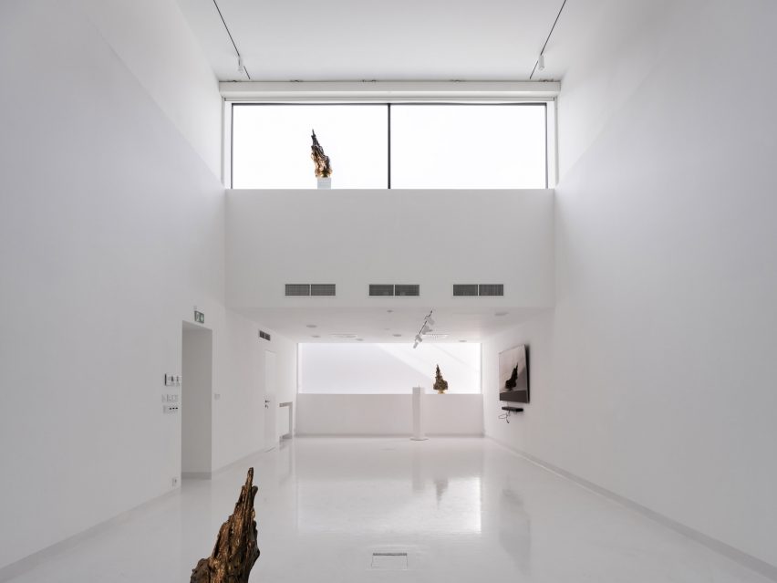 Art Studios of the Faculty of Education by Dilna