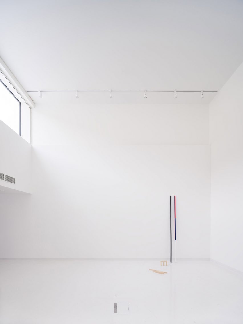 Art Studios of the Faculty of Education by Dilna