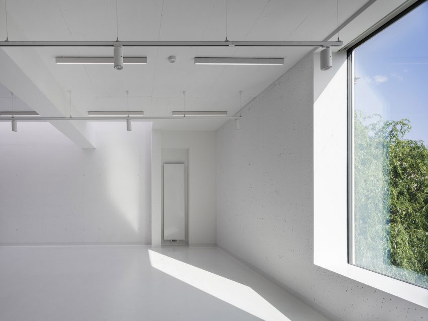 Art Studios of the Faculty of Education by Dilna