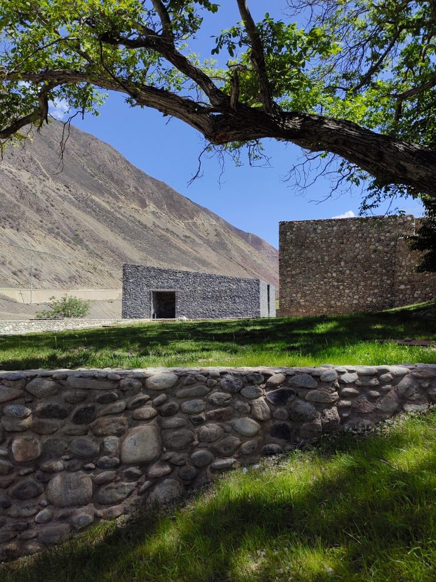 Quzika 1865 Winery Complex by PL-T Architecture Studio