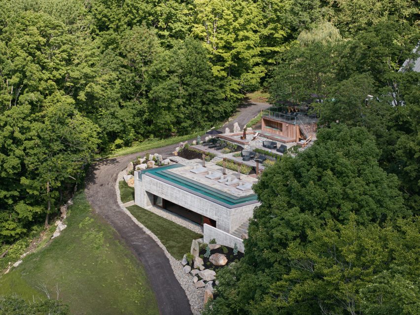 Balnea Spa by MacKay-Lyons Sweetapple