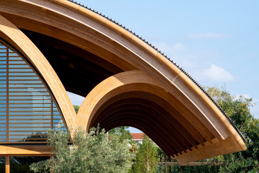 Visitor centre at Bodegas Faustino winery by Foster + Partners