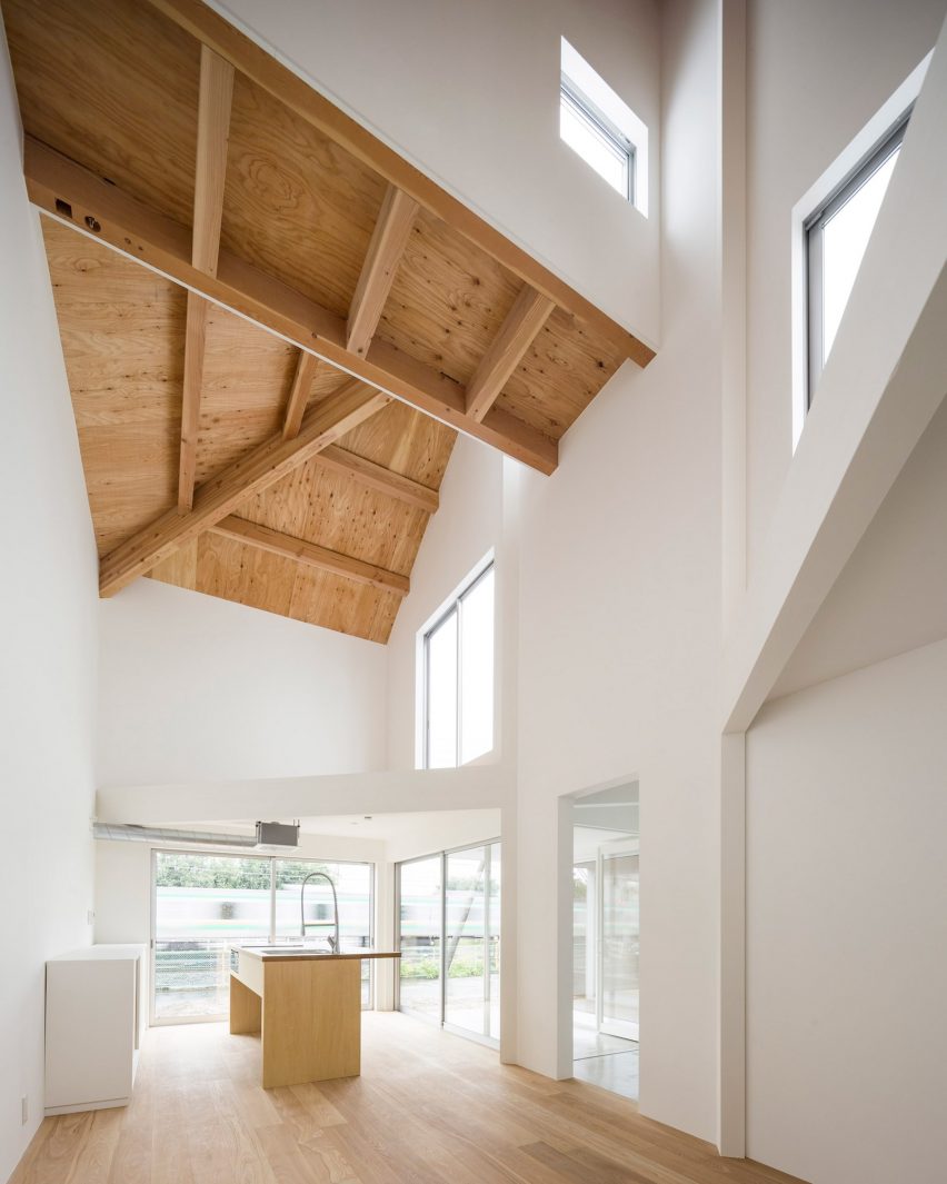 Kumagaya House by Chop + Archi