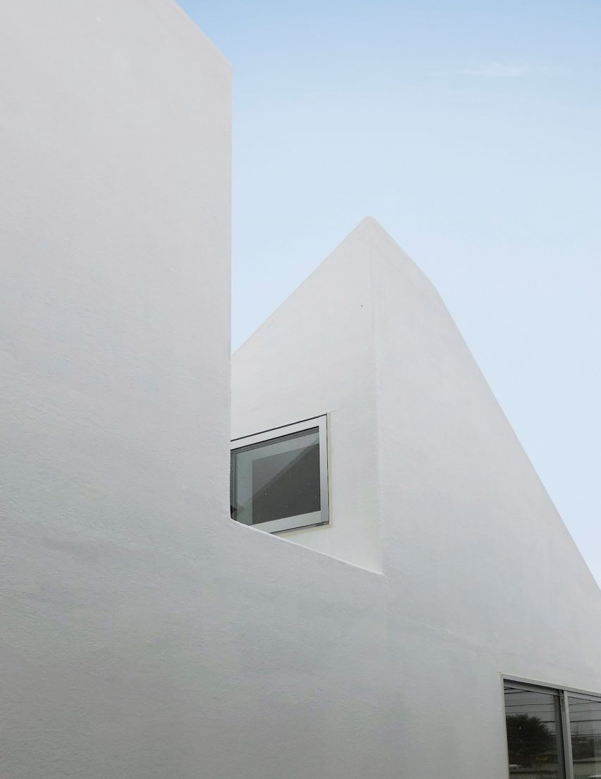 Kumagaya House by Chop + Archi