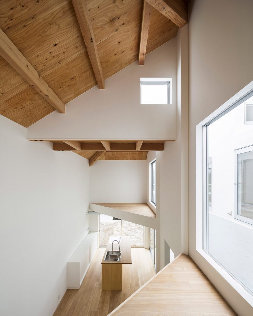 Kumagaya House by Chop + Archi
