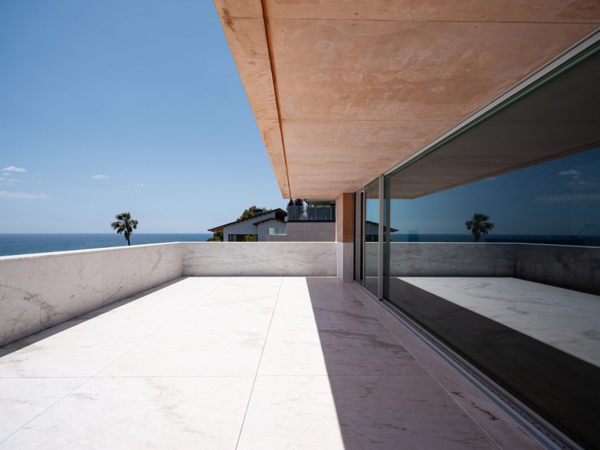 Colien House by Alvaro Siza