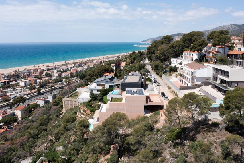 Colien House by Alvaro Siza