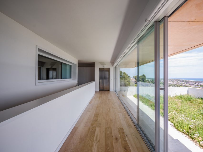 Colien House by Alvaro Siza