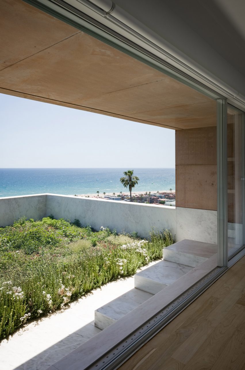 Colien House by Alvaro Siza