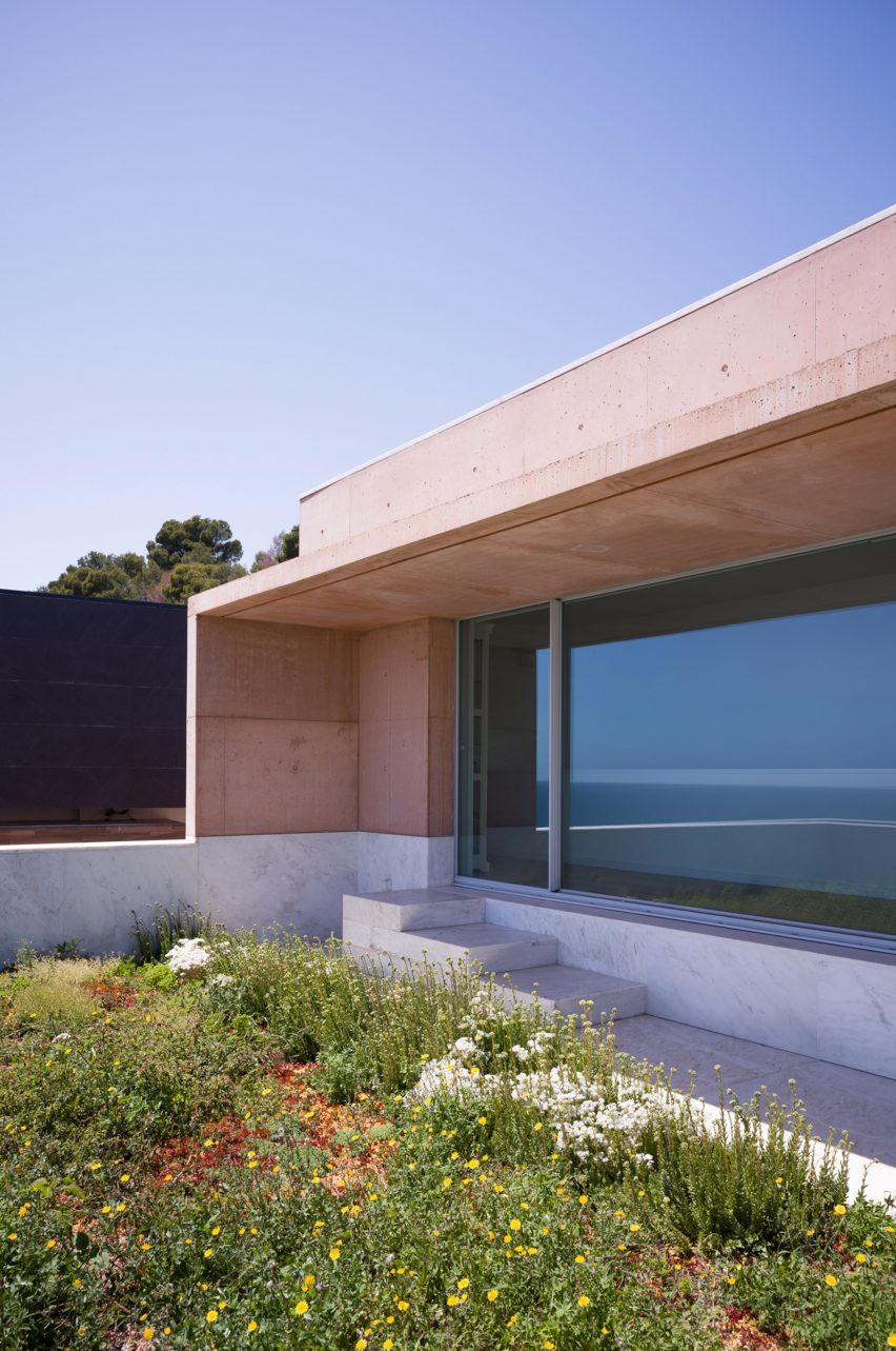 Colien House by Alvaro Siza