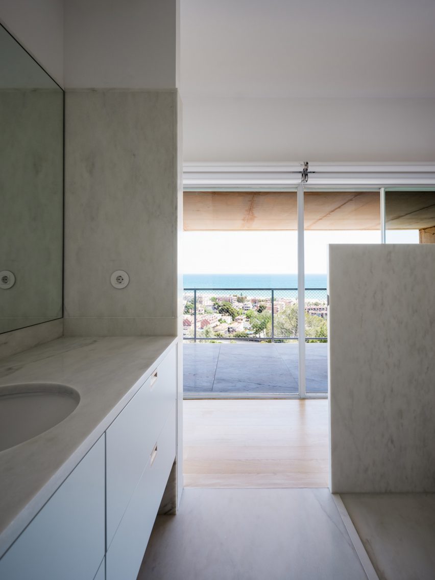 Colien House by Alvaro Siza