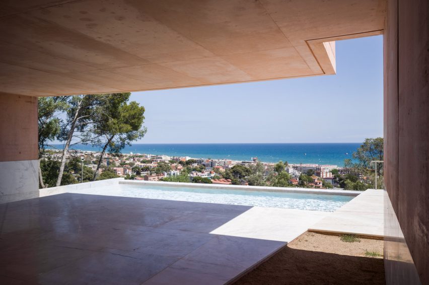 Colien House by Alvaro Siza