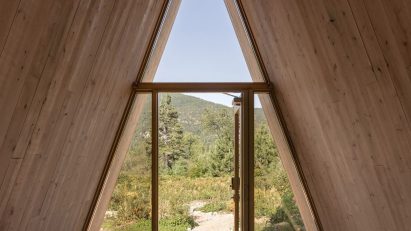 Gabled wooden cabin