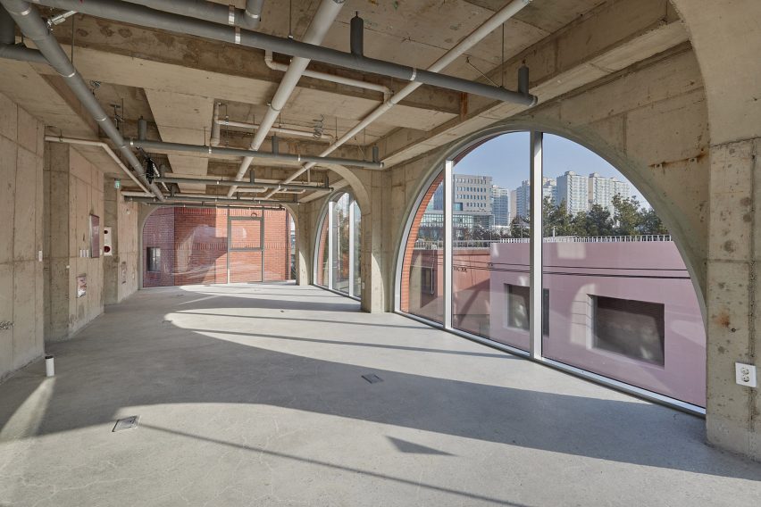 Fillome Building by Sosu Architects
